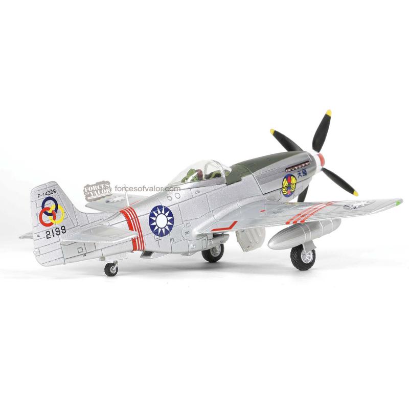 1/72 ROCAF P-51D Mustang (4th Fighter Group, Captain Hsu Hua Chiang, ROCAF, 1949) #1