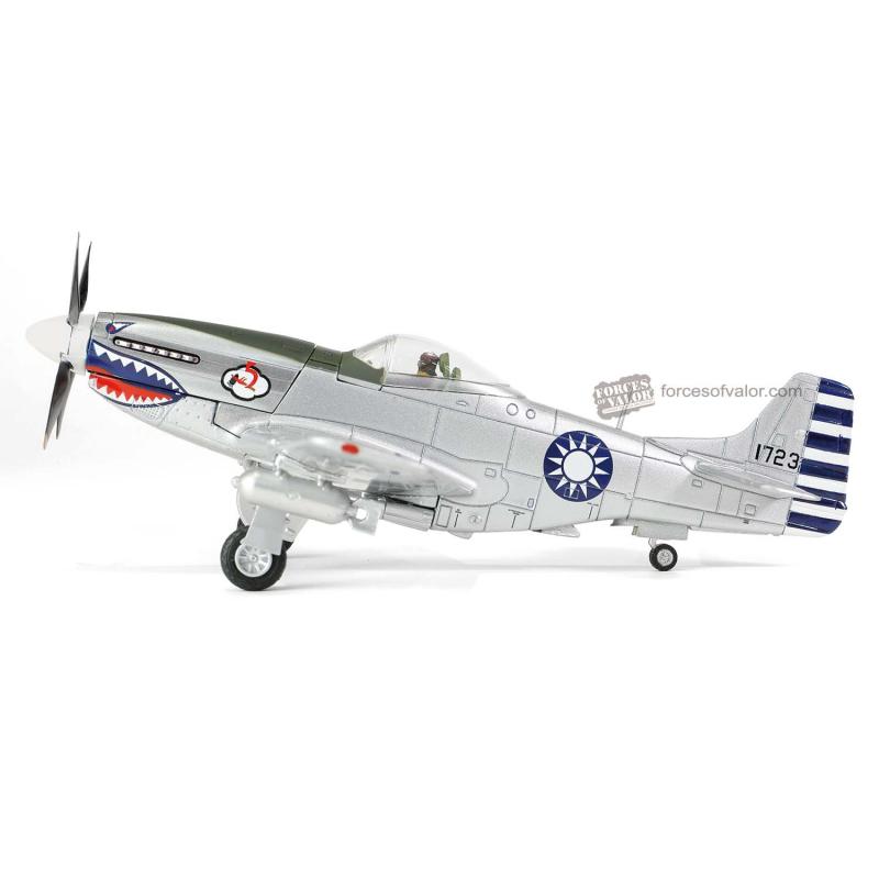 1/72 ROCAF P-51D Mustang (5th Fighter Group, Captain Cheng Sung Ting, ROCAF, 1949) #4