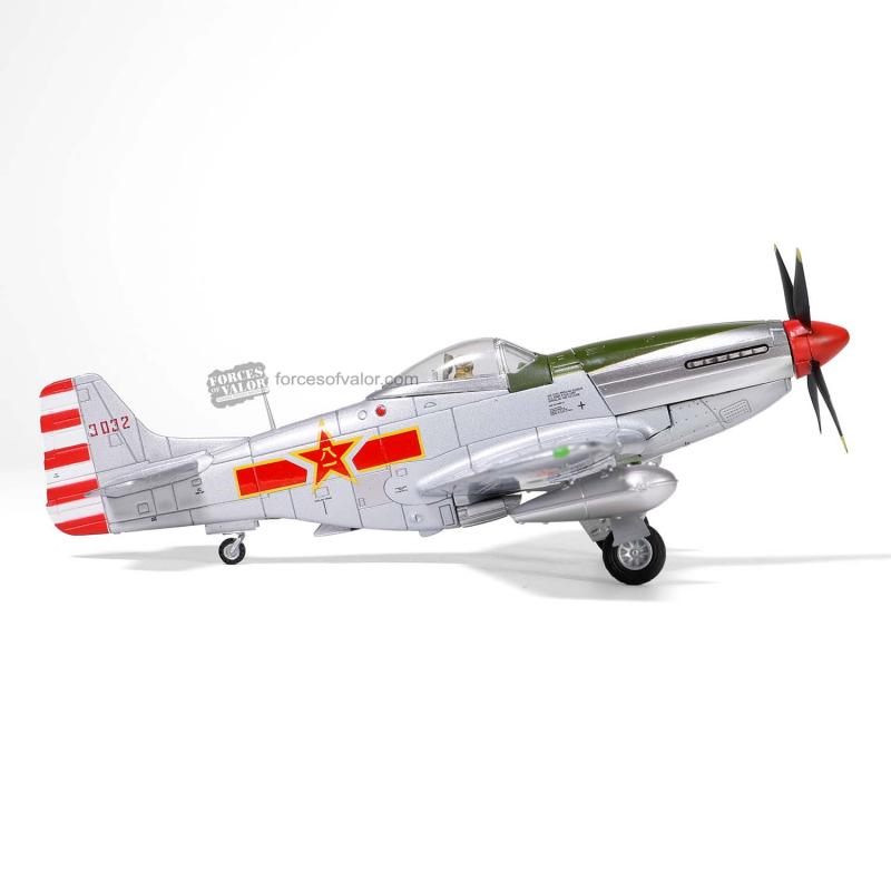 1/72 Chinese PLA P-51D Mustang (2nd Squadron, Air Combat Group, PLA, Oct. 1st, 1949) #1