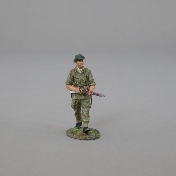 French Foreign Legion Paratrooper with MAS 36 Airborne Rifle--single figure--RETIRED--LAST FOUR!! #3
