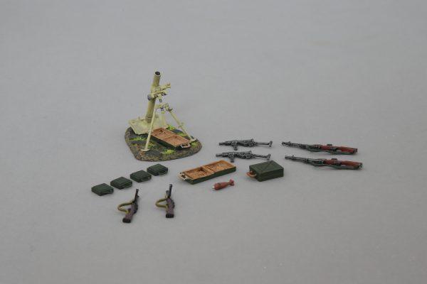 New WWII German Weapons and Accessory Set--fourteen pieces #3