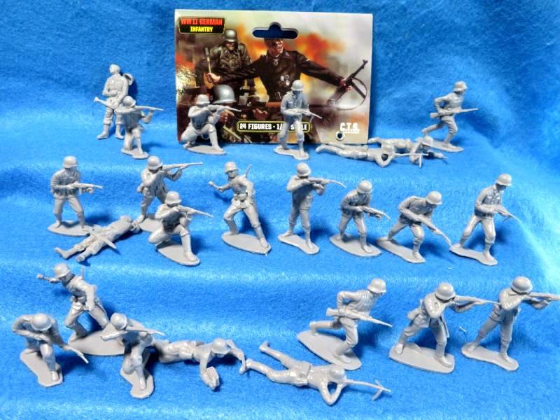 Airfix and Marx WWII German Infantry copies - 24 figures in 12 poses (gray) #1