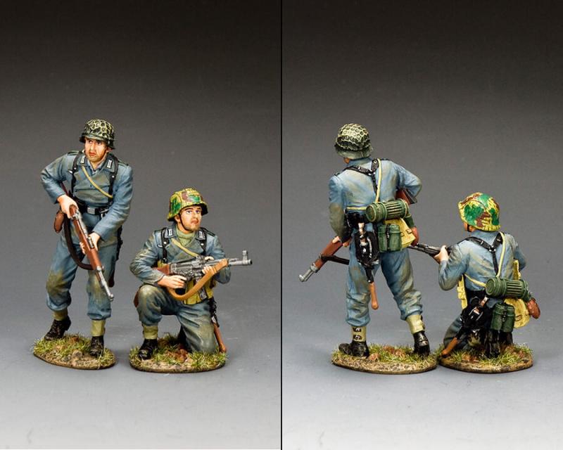 "The Scouts"--two Panzer Grenadier figures #2