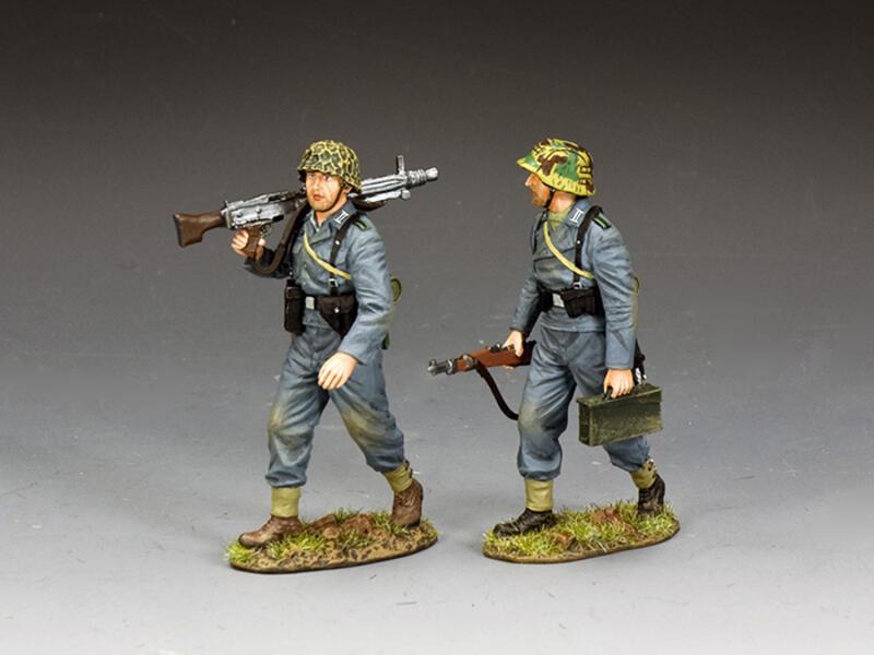 "The MG42 Gun Team"--two Panzer Grenadier figures walking with MG42 #1