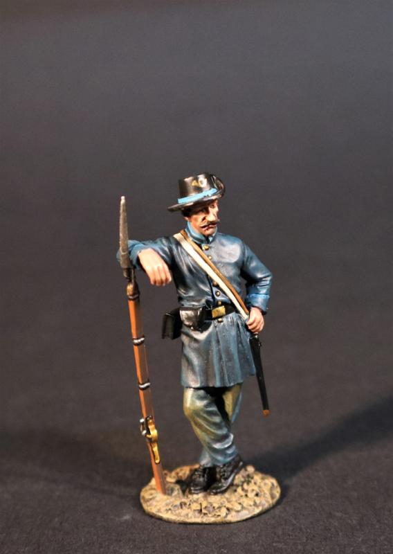 Infantry Standing (leaning right elbow on barrel), Co. L, West Augusta Guards, Staunton, 5th Virginia Regiment, The Army of the Shenandoah, The First Battle of Manassas, 1861, ACW 1861-1865--single figure #1