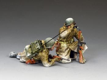 Image of Command Set--two WWII American GI WWII figures (kneeling officer, prone radioman)