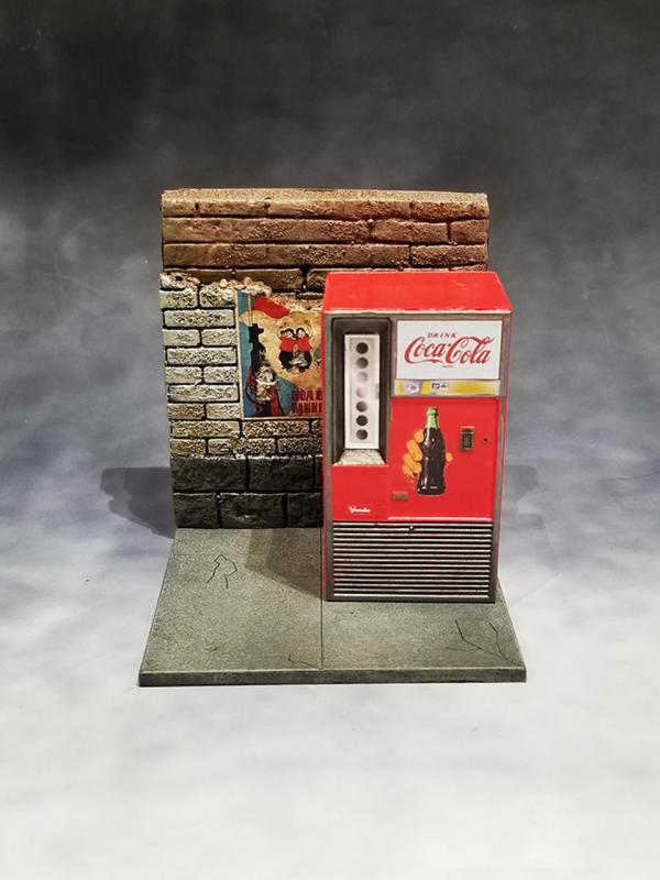 Coke Machine and Alleyway (Vietnam)--H: 220mm, W: 170mm, D: 70mm #1