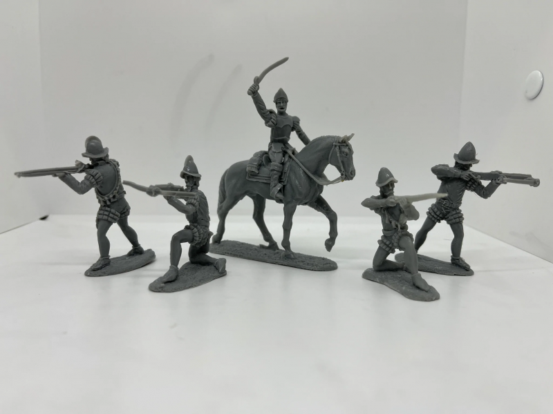 Conquistadors--single mounted figure and eight foot figures #3