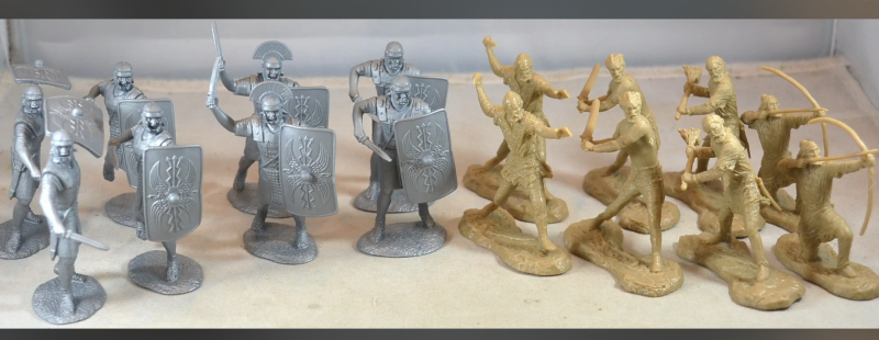 Romans and Barbarians Add-On Set--16 figures in 8 poses (SILVER Romans and tan Barbarians) #1