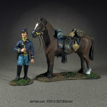 Image of Federal Cavalry Trooper Holding Horse-two figures