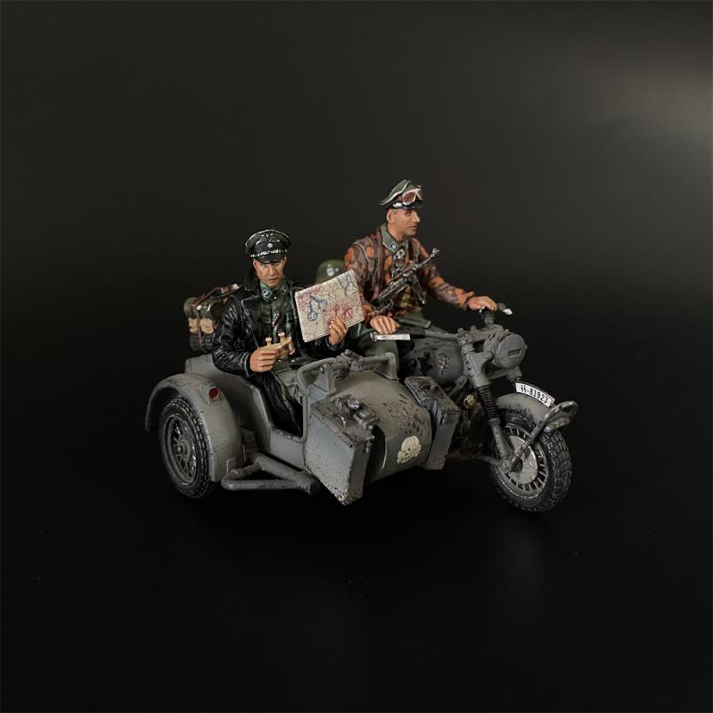 Waffen SS R75 Motorcycle with Sidecar C WITH 2 Figures, Battle of Kursk #1