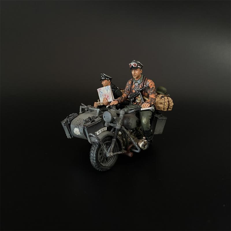 Waffen SS R75 Motorcycle with Sidecar C WITH 2 Figures, Battle of Kursk #2