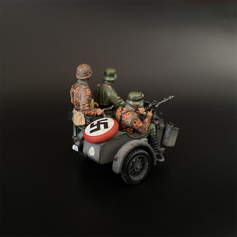 Waffen SS R75 Motorcycle with Sidecar Version B with 3 Figures, Battle of Kursk #3