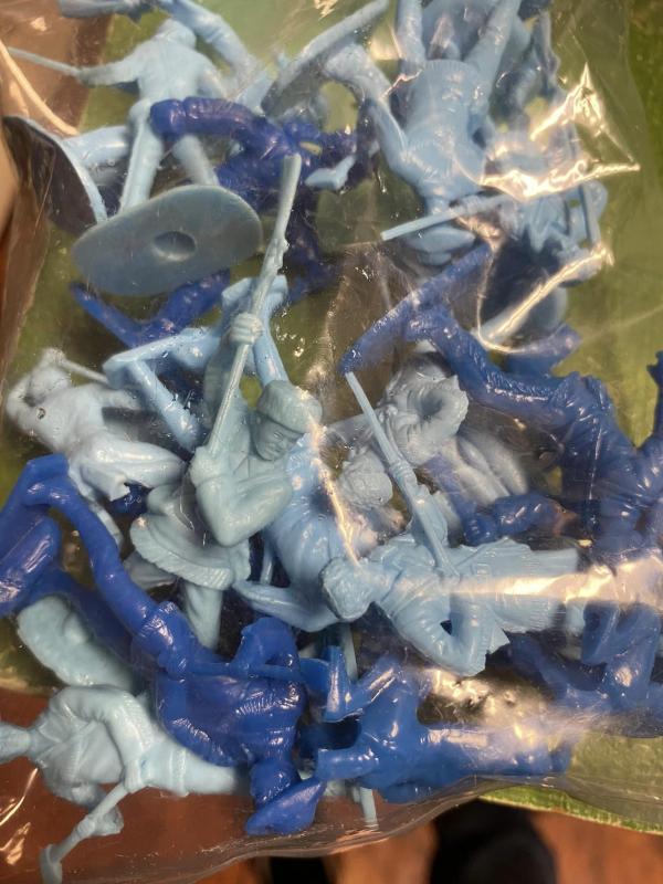 Pioneers in Action (BLUE)--20 plastic figures in seven poses--RETIRED #2