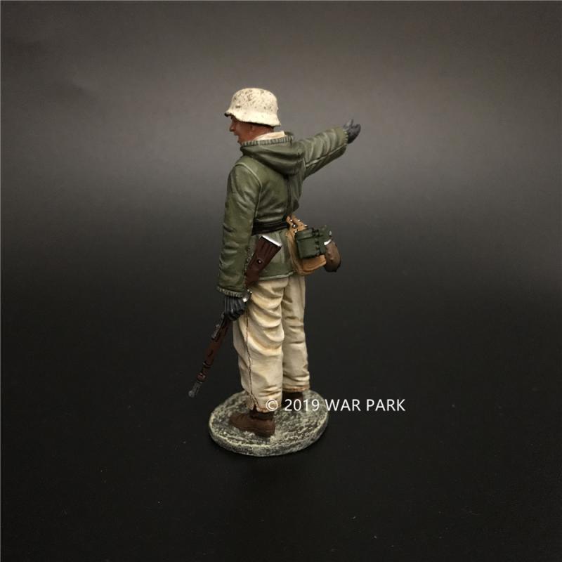 German Soldier is Guiding the Way, Battle of Kharkov--single figure #2