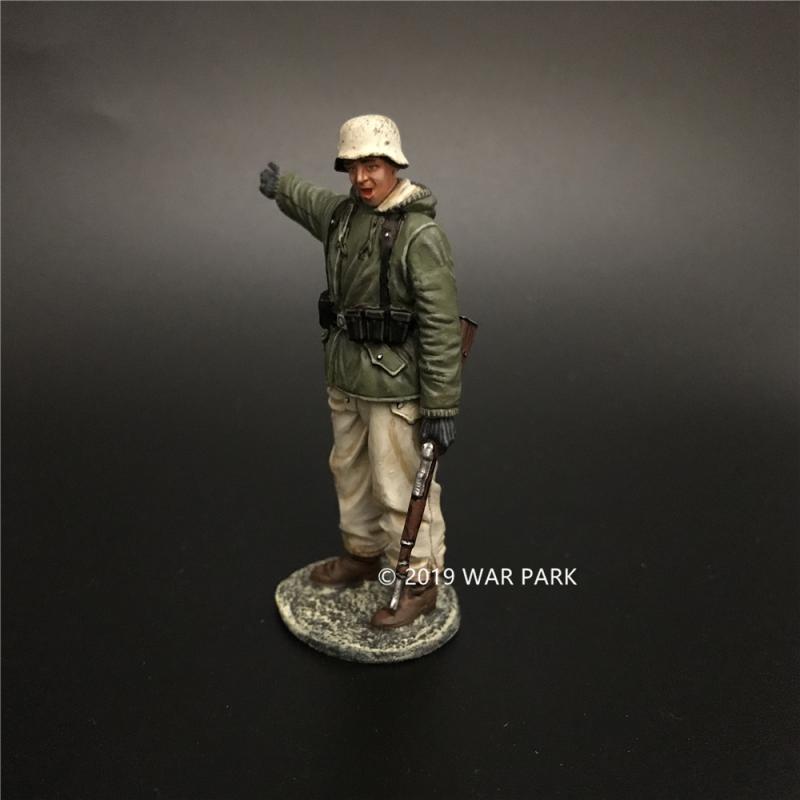 German Soldier is Guiding the Way, Battle of Kharkov--single figure #4