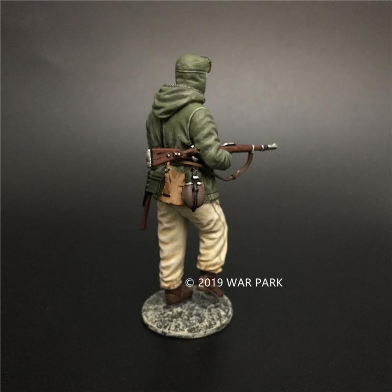 German Soldier is Marching with 98k D (green jacket, white trousers, rifle under right arm), Battle of Kharkov--single figure #4