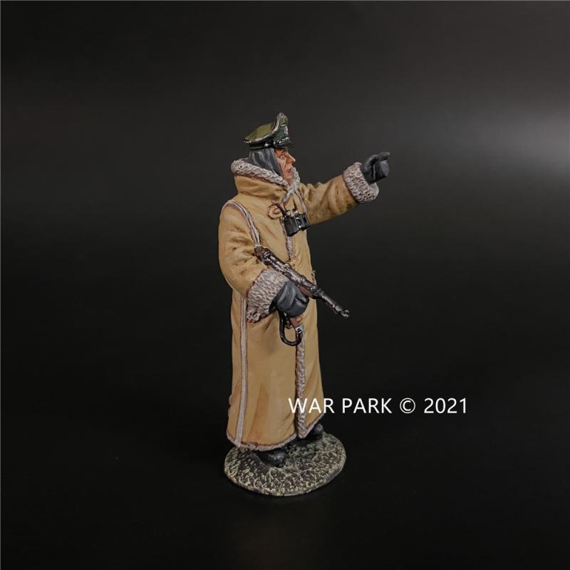 German Officer B in Winter Coat (pointing with left hand), Battle of Kharkov--single figure #2