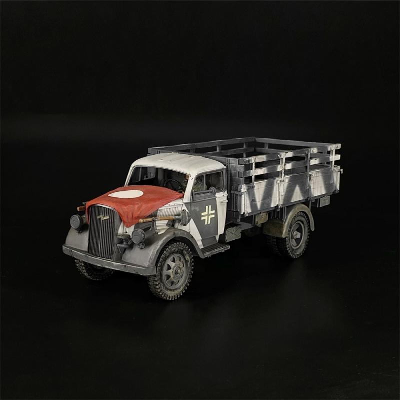 Winter Camouflage Opel Blitz 3ton Cargo Truck--includes removeable flag #2