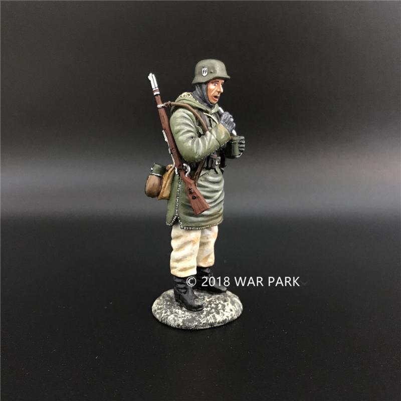 LSSAH Soldier Waiting Another Meal, Battle of Kharkov--single figure #4