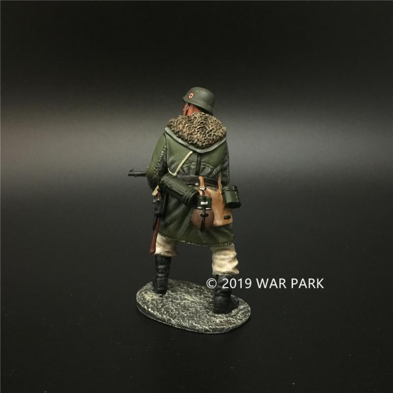 LSSAH Soldier Shooting with MP40, Battle of Kharkov--single figure #5