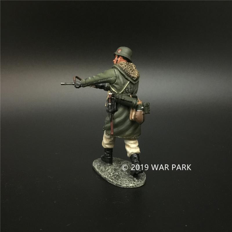 LSSAH Soldier Charging and Shooting, Battle of Kharkov--single figure #2