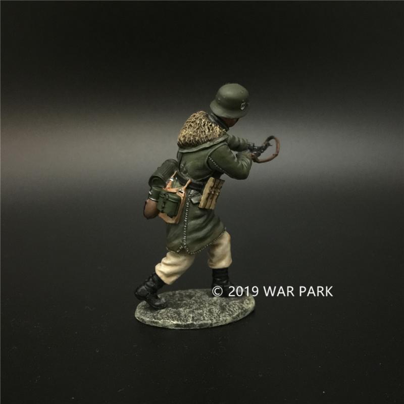LSSAH Soldier Charging and Shooting, Battle of Kharkov--single figure #3